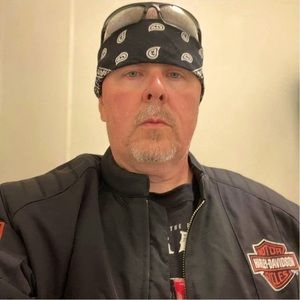 Meet your Posher, Gary